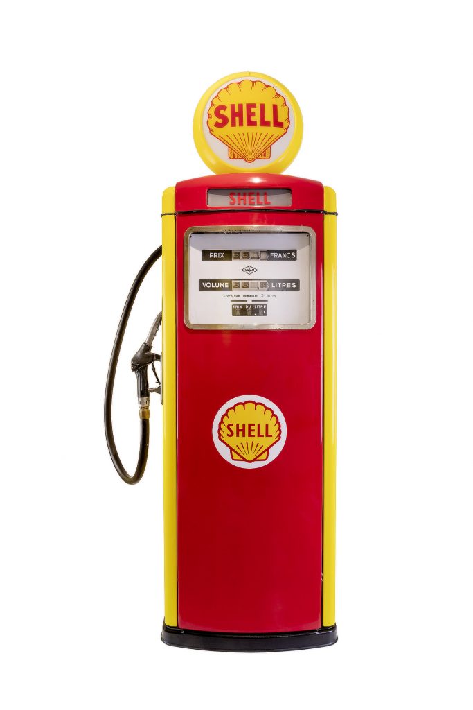 Pompe à essence Shell rouge et jaune