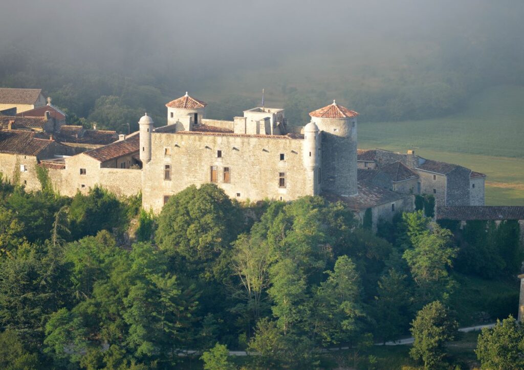 Vue du Château des Roure, en Ardèche