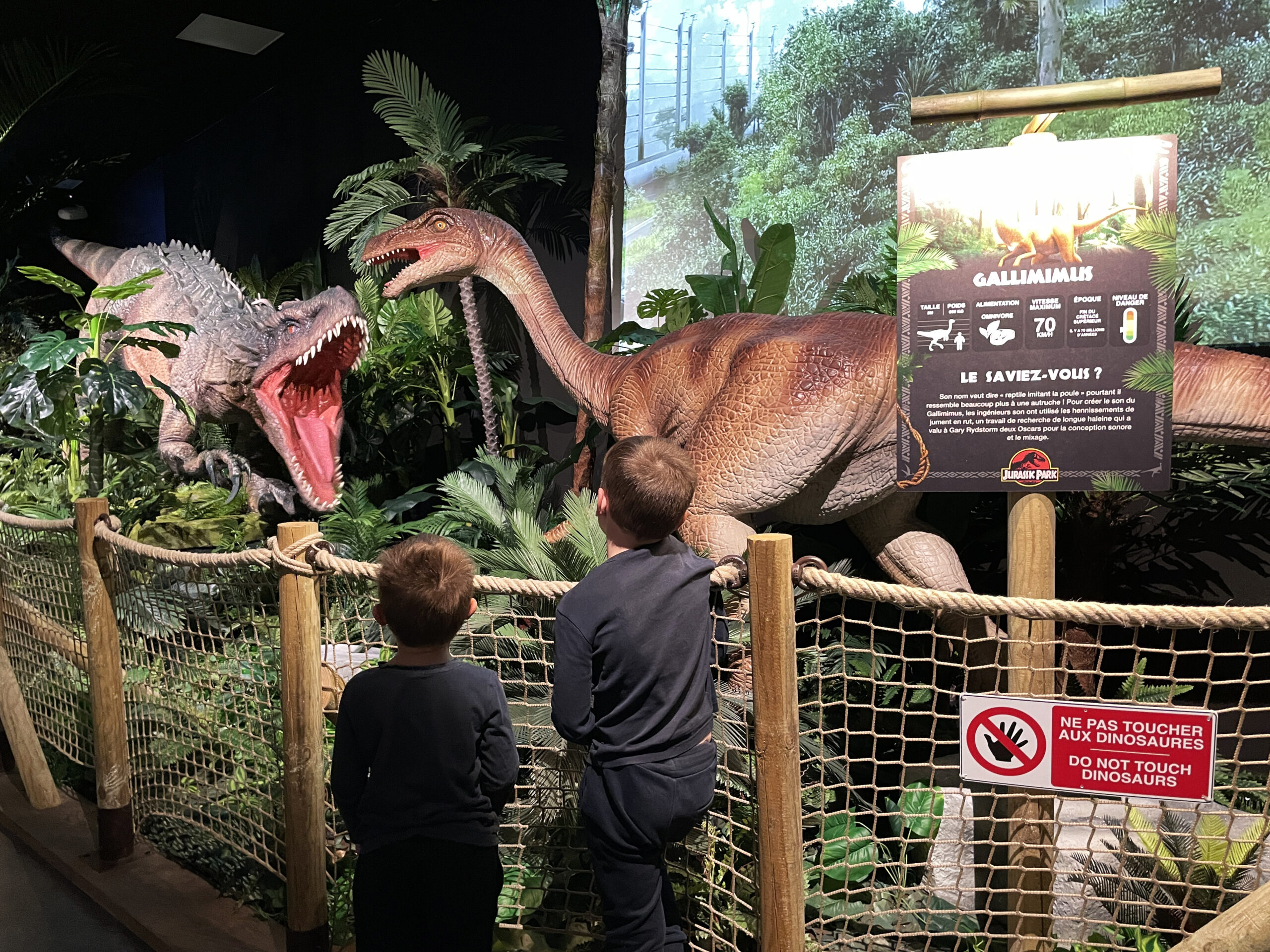 Les dinosaures de Jurassic Park envahissent Mini World Lyon