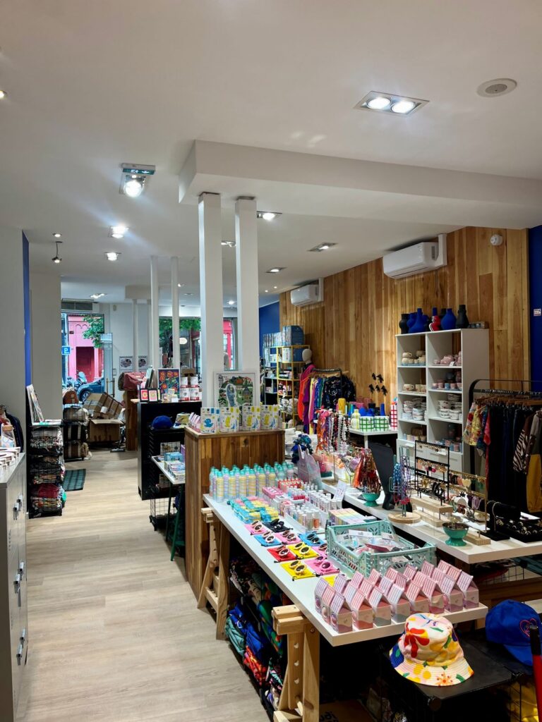 Concept-store W.O.P World of Pop