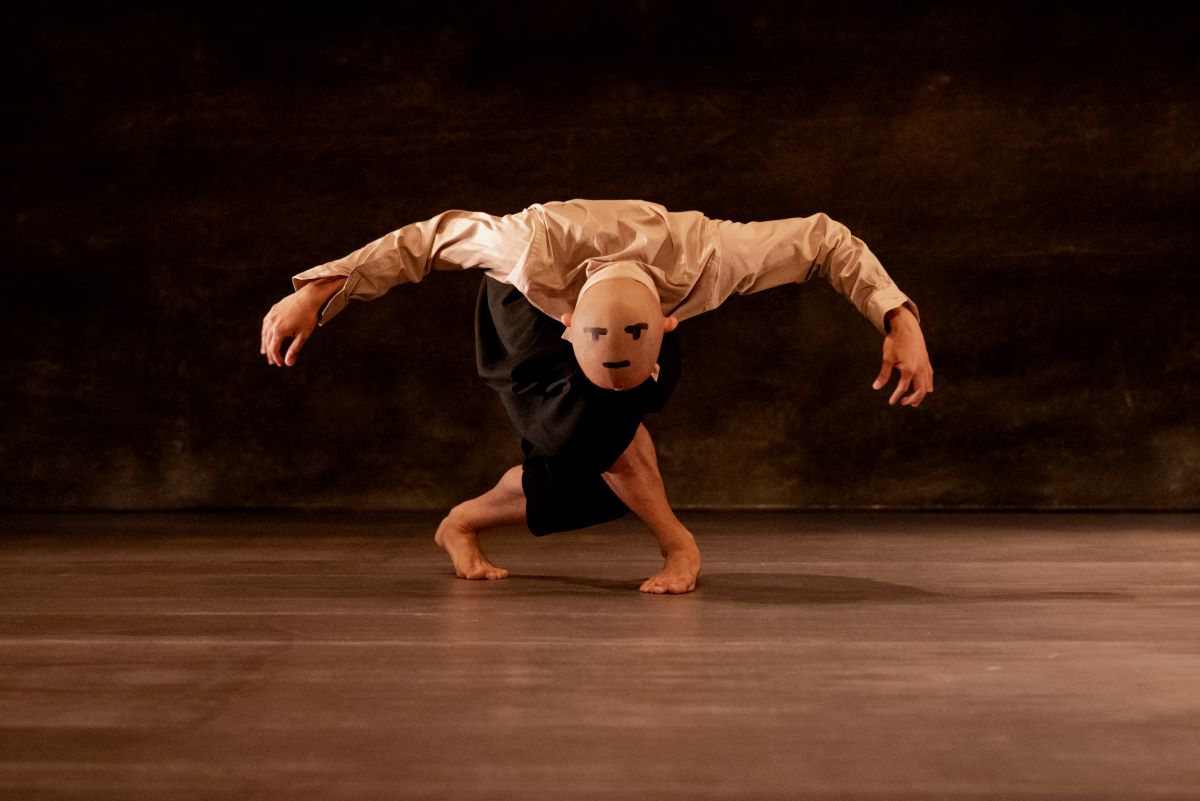 Chotto Desh Akram Khan festival Karavel