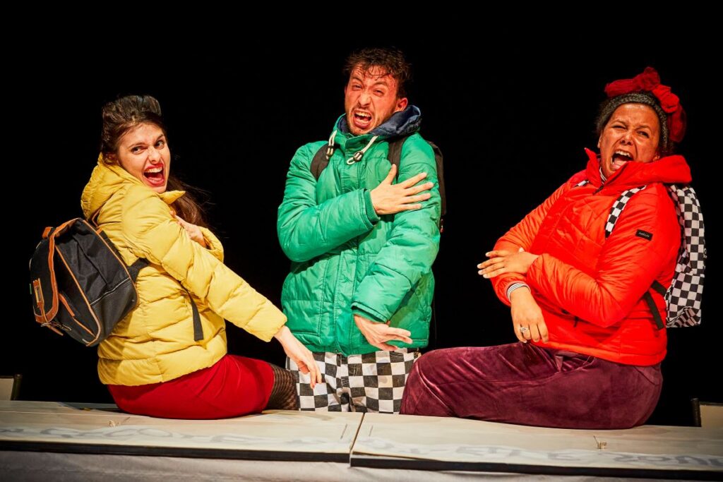 Spectacle Il a beaucoup souffert Lucifer, compagnie Si Sensible