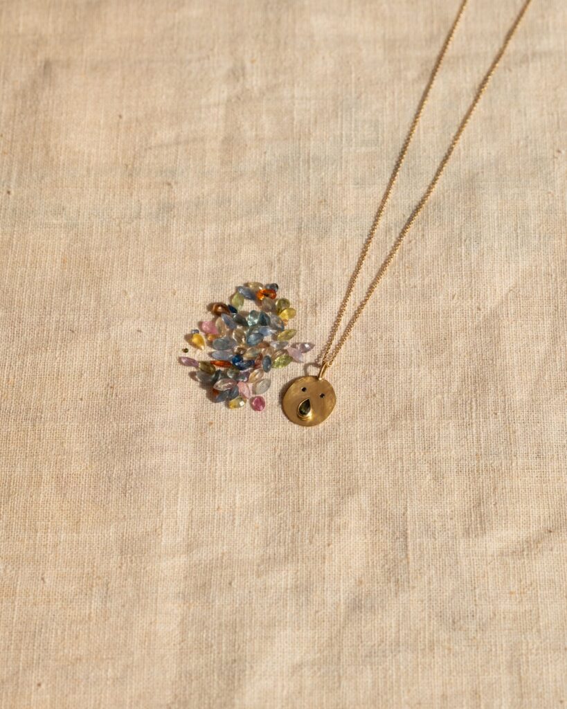 Collier Les Tronches, Louise Vurpas