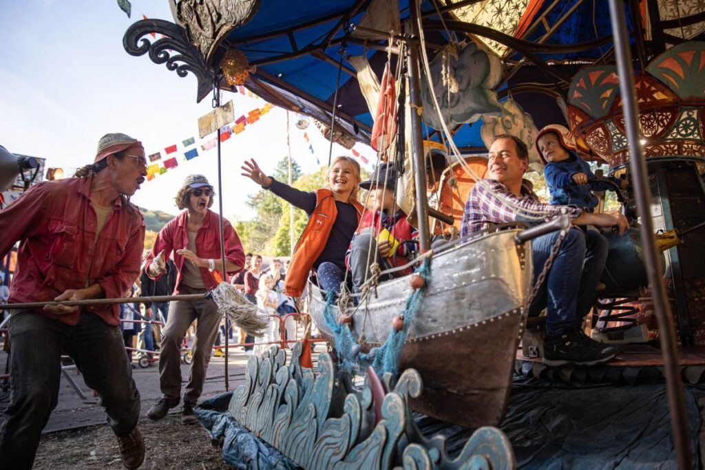 Carrousel Titanos, Les Invites Villeurbanne