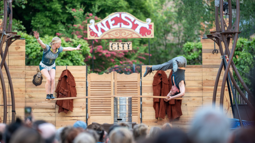 Spectacle Vent d'ouest de la Cie Les Petits bras