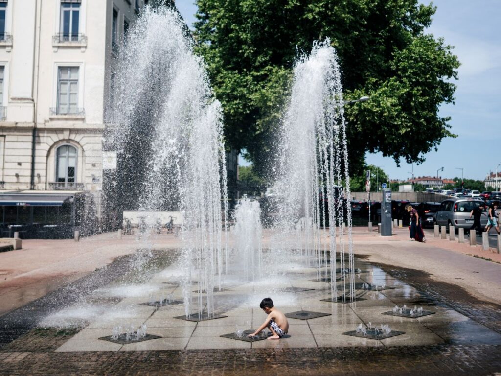 Fontaines place Antonin Poncet Lyon 2e